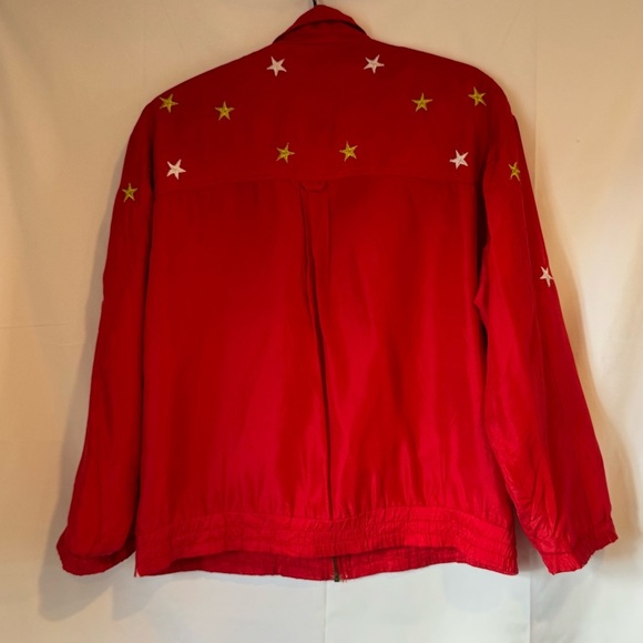 Vintage Mureli Red Silk Ladies Windbreaker w/Stars - Ladies Small but Fits Med - Picture 5 of 8
